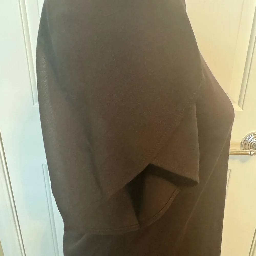 NWT Michael Kors Black Puff Sleeve Round Neck Top Small